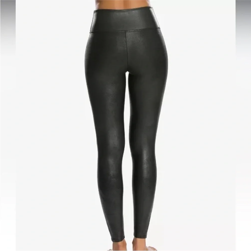 Spanx Women’s Black Faux Leather Leggings in a size Small.